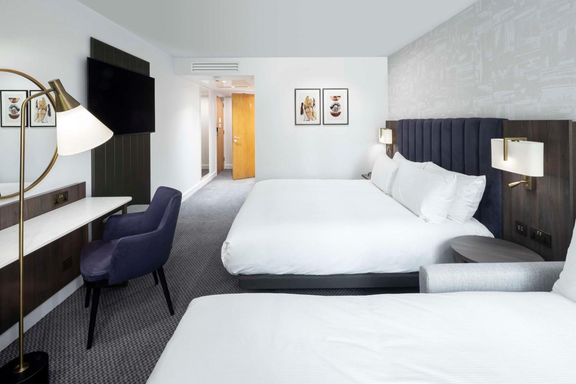 Doubletree By Hilton Manchester Piccadilly Exterior foto