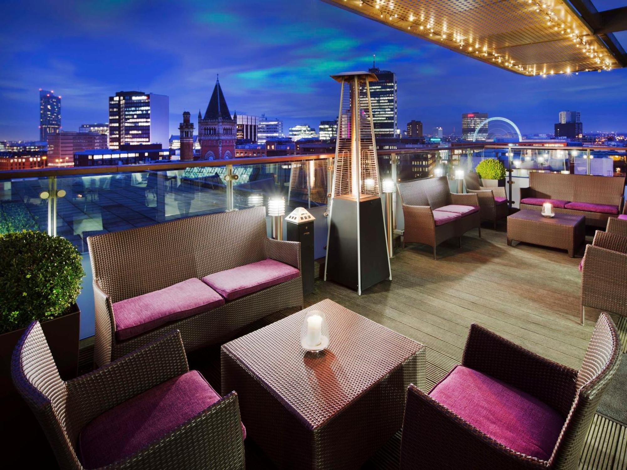 Doubletree By Hilton Manchester Piccadilly Exterior foto
